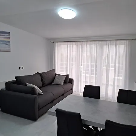 With Parking Space - Cuskijas, Novigrad - 27969 Apartamento