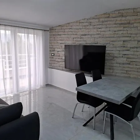 With Parking Space - Cuskijas, Novigrad - 27969 Apartamento *
