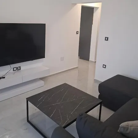 With Parking Space - Cuskijas, Novigrad - 27969 Pridraga